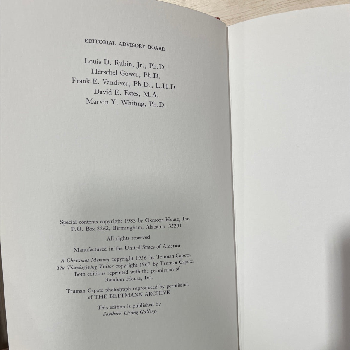 a christmas memory the thanksgiving visitor book, by truman capote, 1967 Leather, Vintage image 3