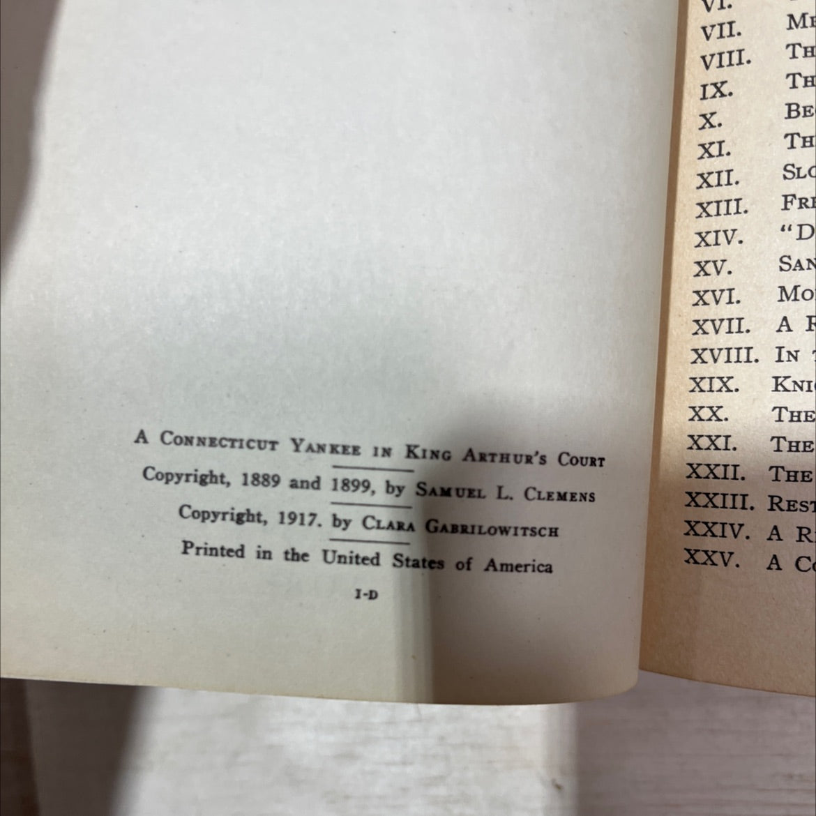 a connecticut yankee in king arthur's court book, by samuel l. clemens, 1917 Hardcover, Antique image 3