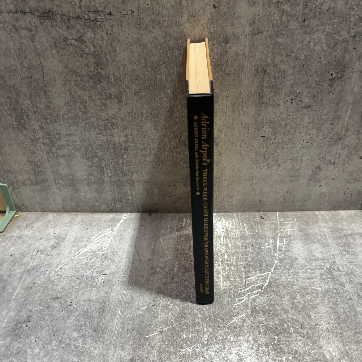 adrien arpel three-wee c-r a s⚫h makeover/shapeover beauty program book, by adrien arpel, 1977 Hardcover image 4