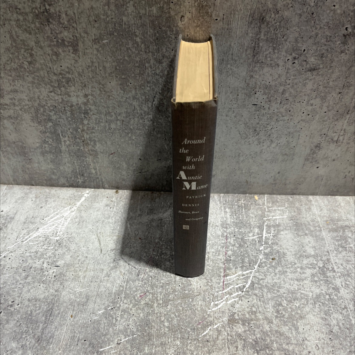 around the world with auntie lame book, by patrick dennis, 1958 Hardcover image 4