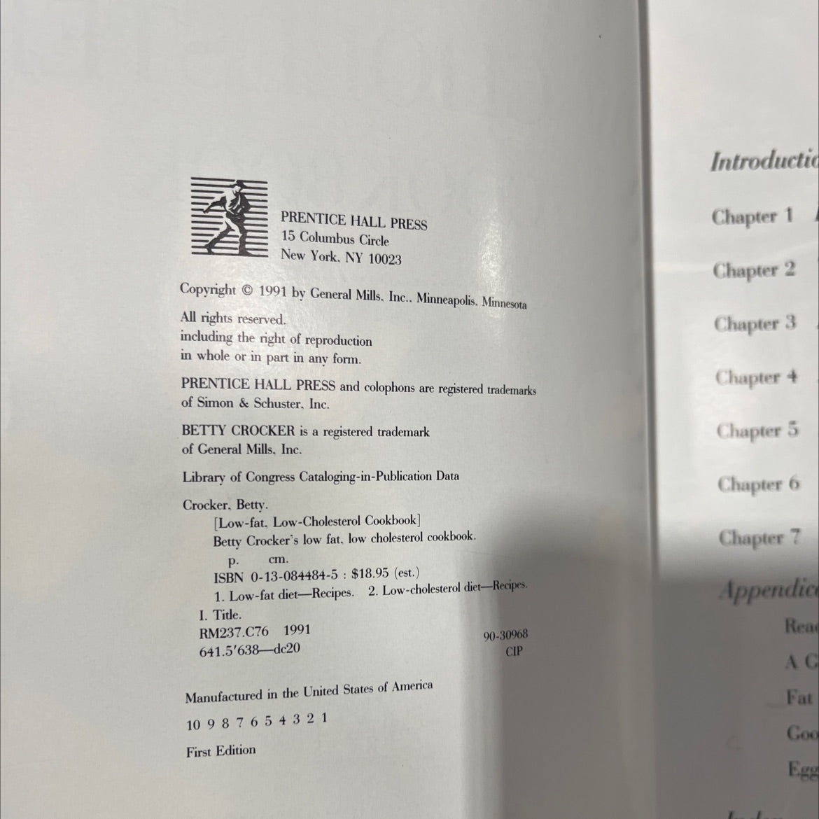 betty crocker's low-fat, low-cholesterol cookbook book, by betty crocker, 1991 Hardcover, First Edition, Vintage image 3