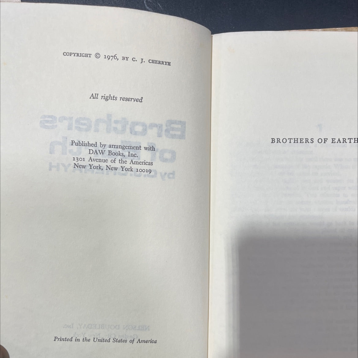 brothers of earth book, by C.J. Cherryh, 1976 Hardcover image 3