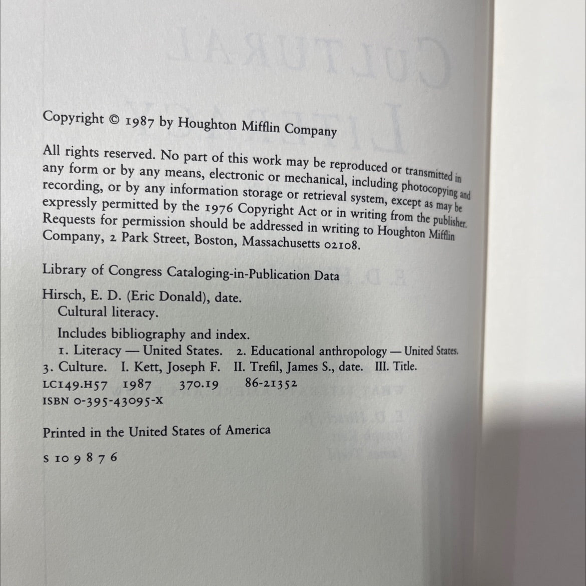 cultural literacy what every american needs to know book, by E. D. Hirsch, Jr., 1987 Hardcover image 3