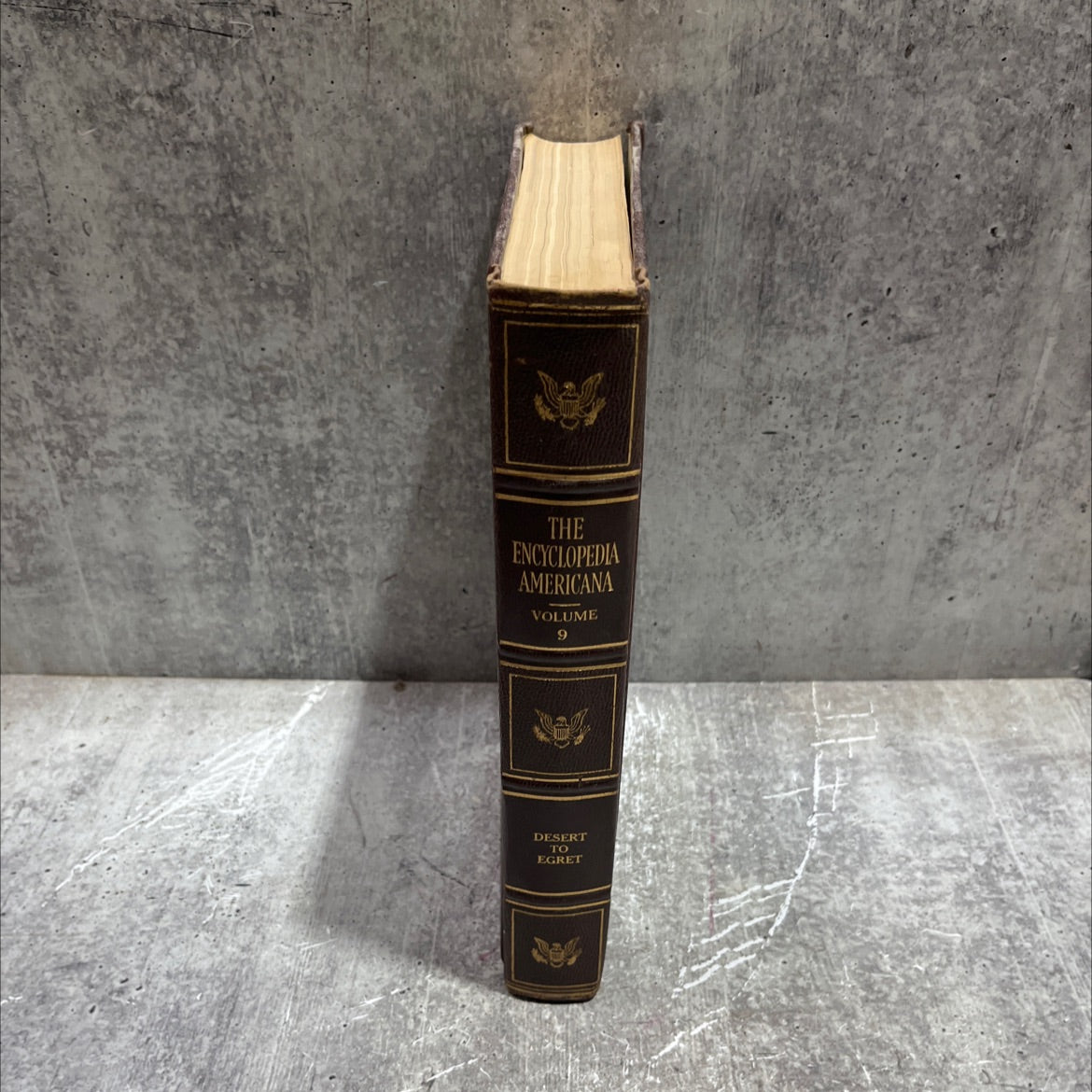 encyclopedia americana book, by unknown, 1960 Hardcover image 4