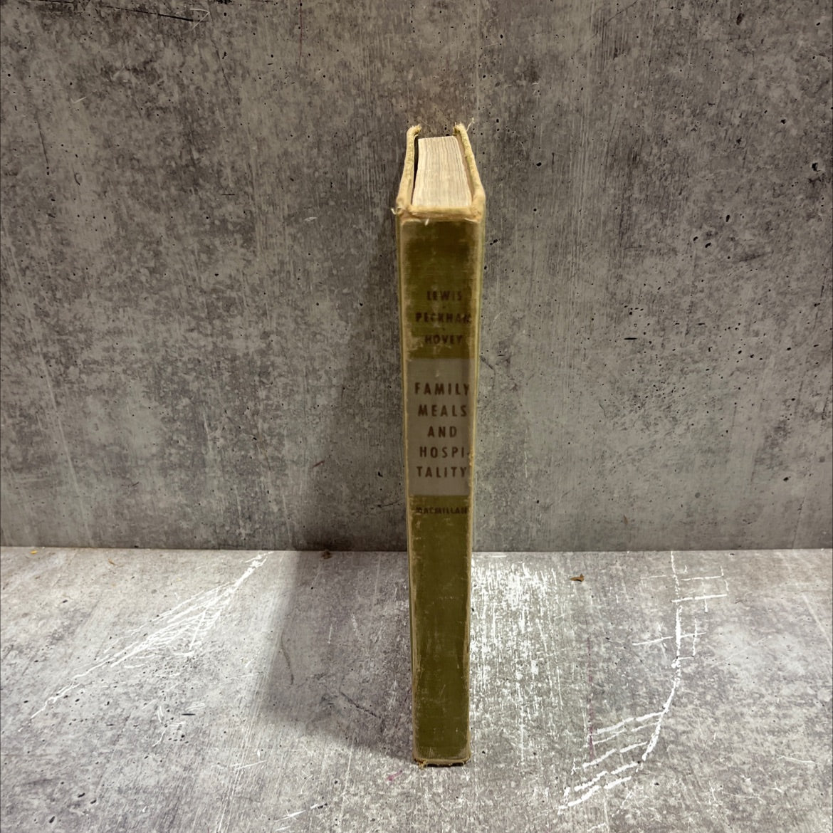 family meals and hospitality book, by dora s. lewis, gladys citek peckham, helen stone hovey, 1951 Hardcover image 4