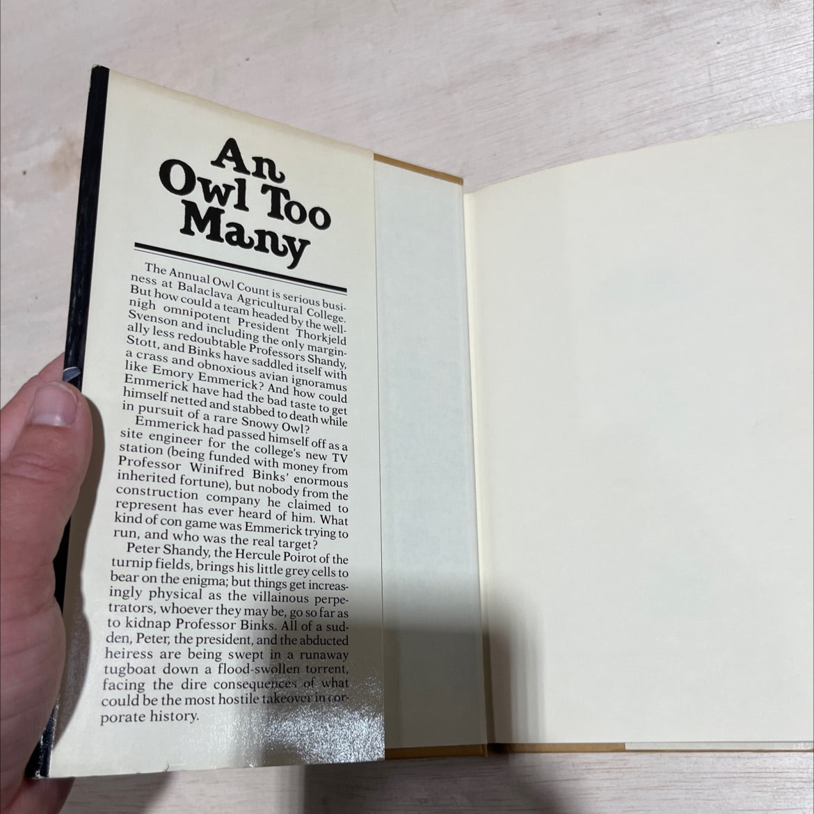 for eliza dan owlatitude and muc too many eed n a book, by charlotte macleod, 1991 Hardcover image 4