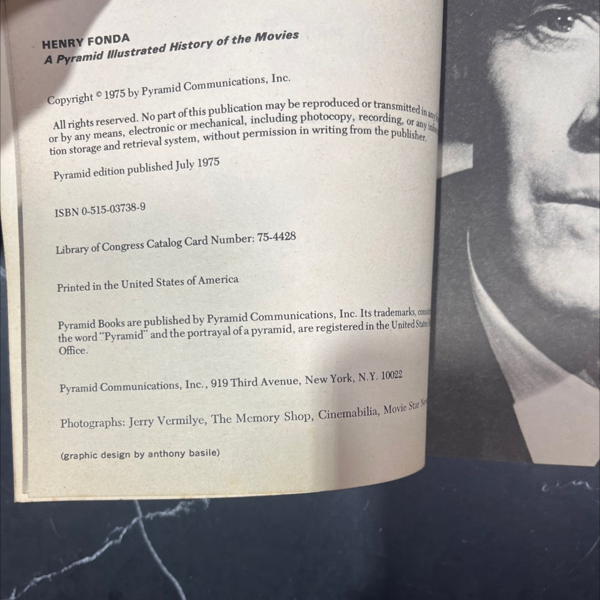 henry fonda a pyramid illustrated history of the movies book, by michael kerbel, 1975 Paperback image 3