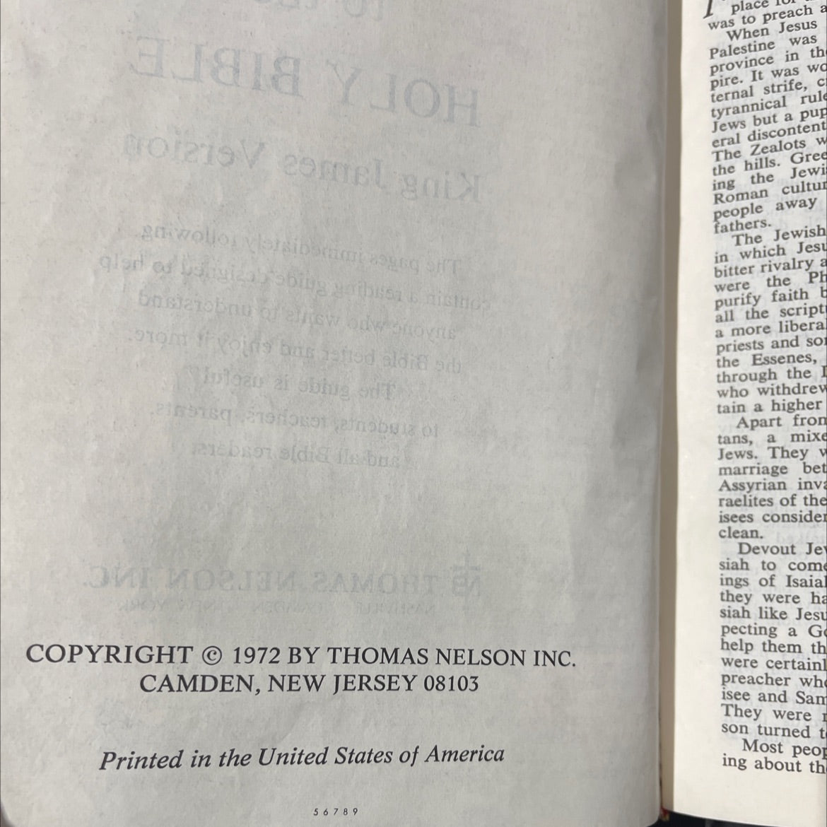 holy bible a reader's guide to the holy bible felt tion king james version book, by unknown, 1972 Leather image 3