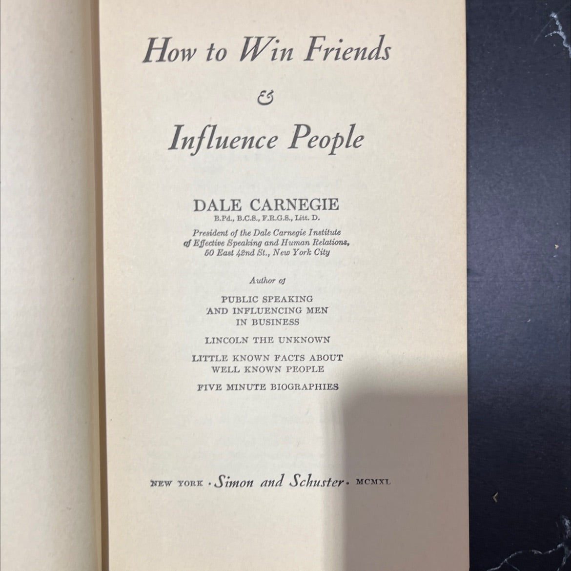 how to win friends and influence people book, by dale carnegie, 1986 Hardcover, Vintage image 2