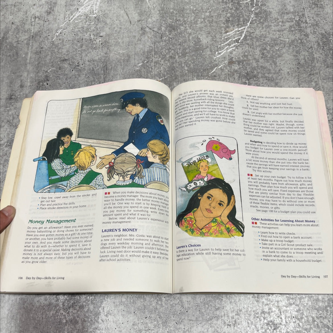 junior girl scout handbook book, by Harriet S. Mosatche, Sharon Woods Hussey, Damariz Z. Winborne, Verna L. Simpkins, image 4