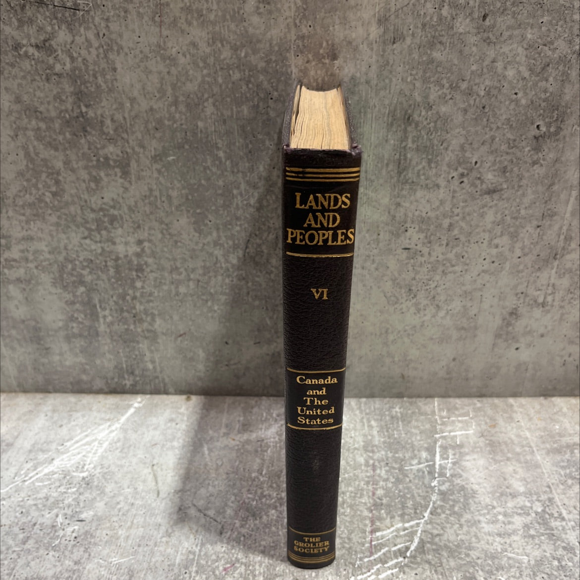 lands and peoples the world in color book, by unknown, 1957 Hardcover image 4