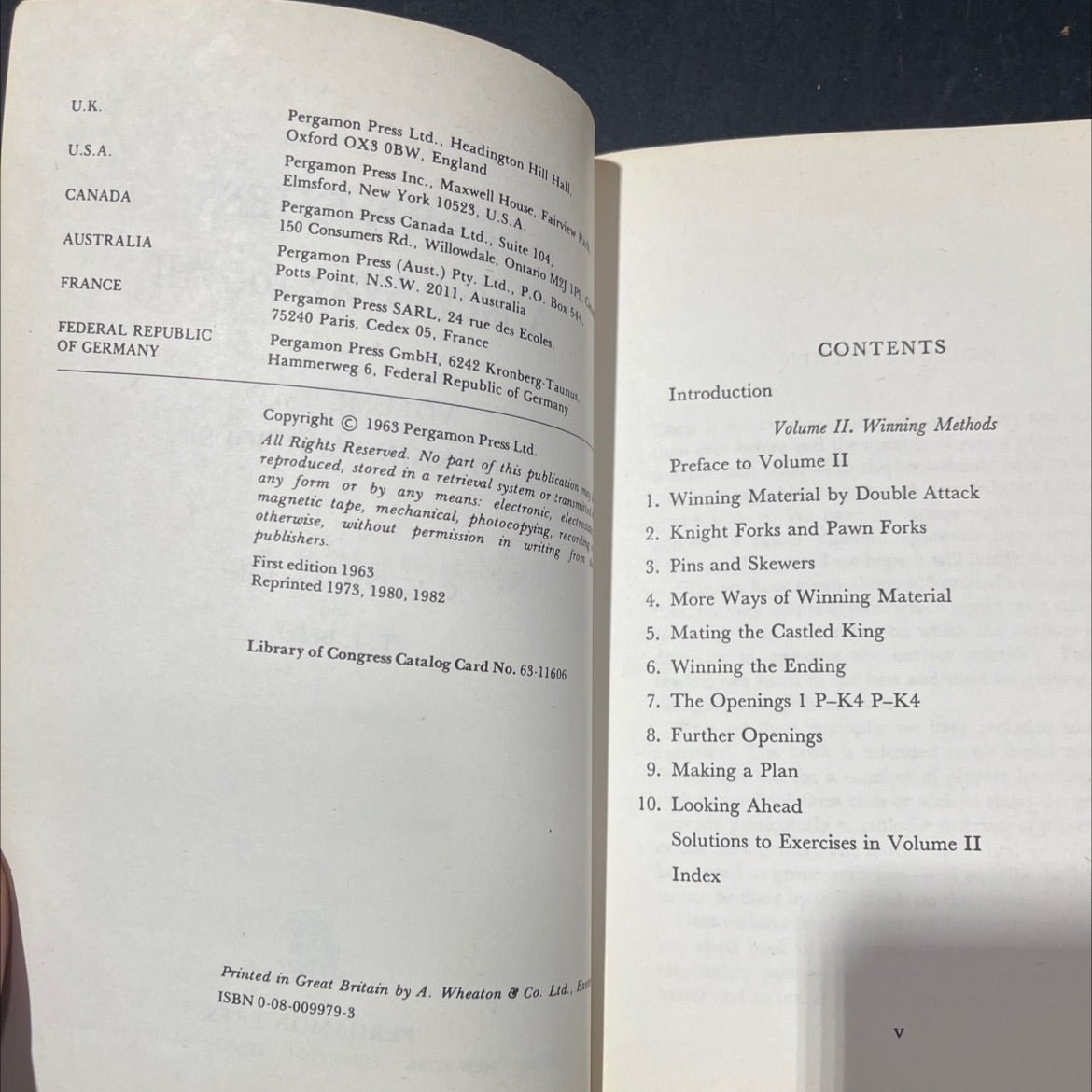 learn chess a new way for all volume two winning methods book, by c. h. o'd. alexander and t. j. beach, 1982 Hardcover image 3