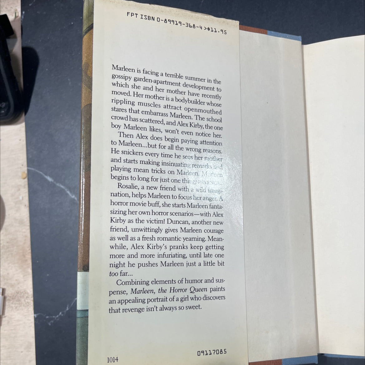 marleen, the horror queen book, by Lila Perl, 1985 Hardcover image 4