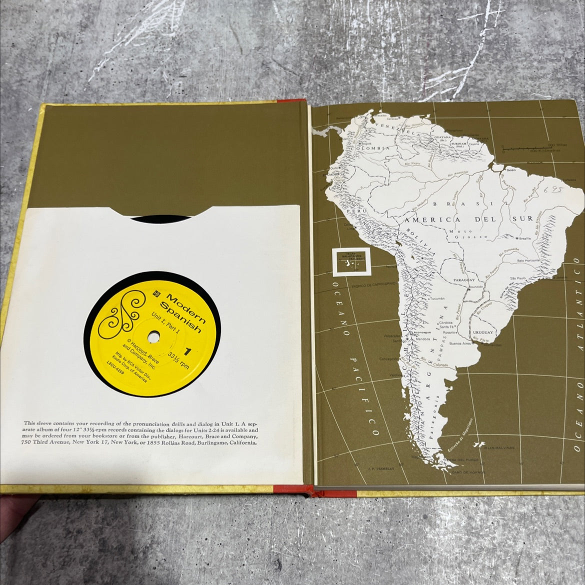 modern spanish book, by unknown, 1960 Hardcover image 4