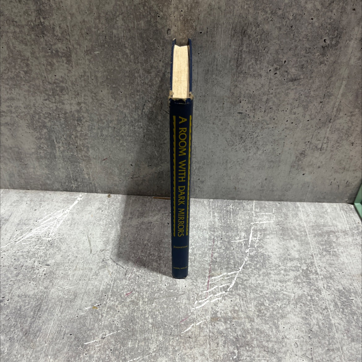 moon lact hiv a room with dark mirrors book, by Velda Johnston, 1975 Hardcover image 4