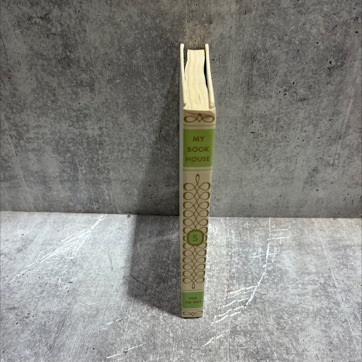 over the hills of my book house book, by olive beaupré miller, 1971 Hardcover image 4