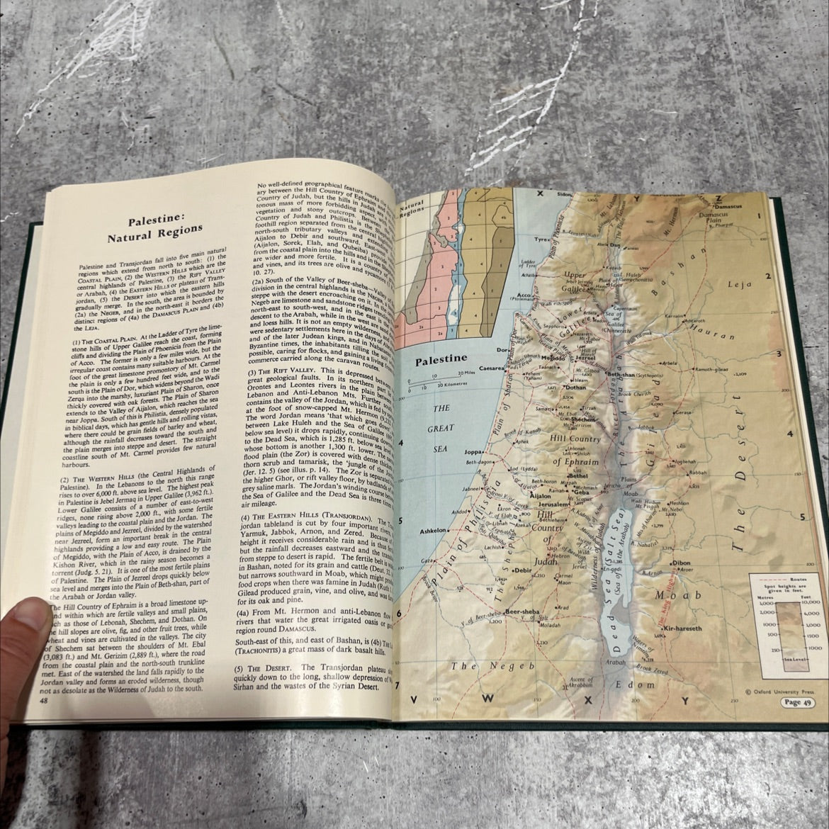 oxford bible atlas book, by herbert g. may, 1968 Hardcover image 4