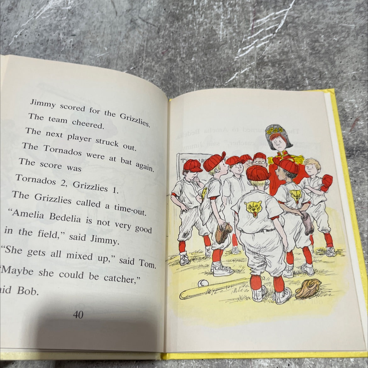 play ball, amelia bedelia book, by Peggy Parish, 1972 Hardcover image 4