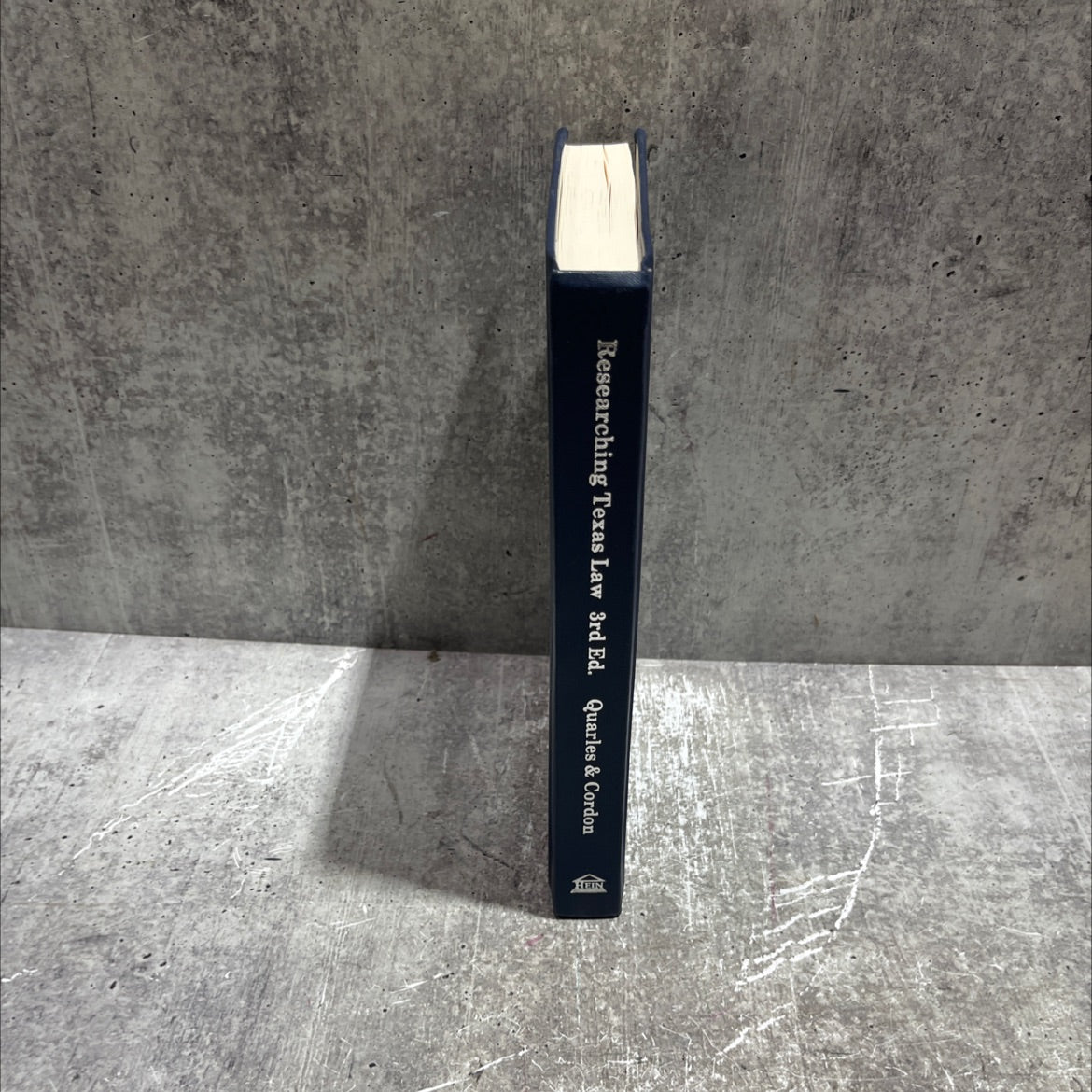 researching texas law book, by brandon d. quarles, matthew c. cordon, 2012 Hardcover image 4