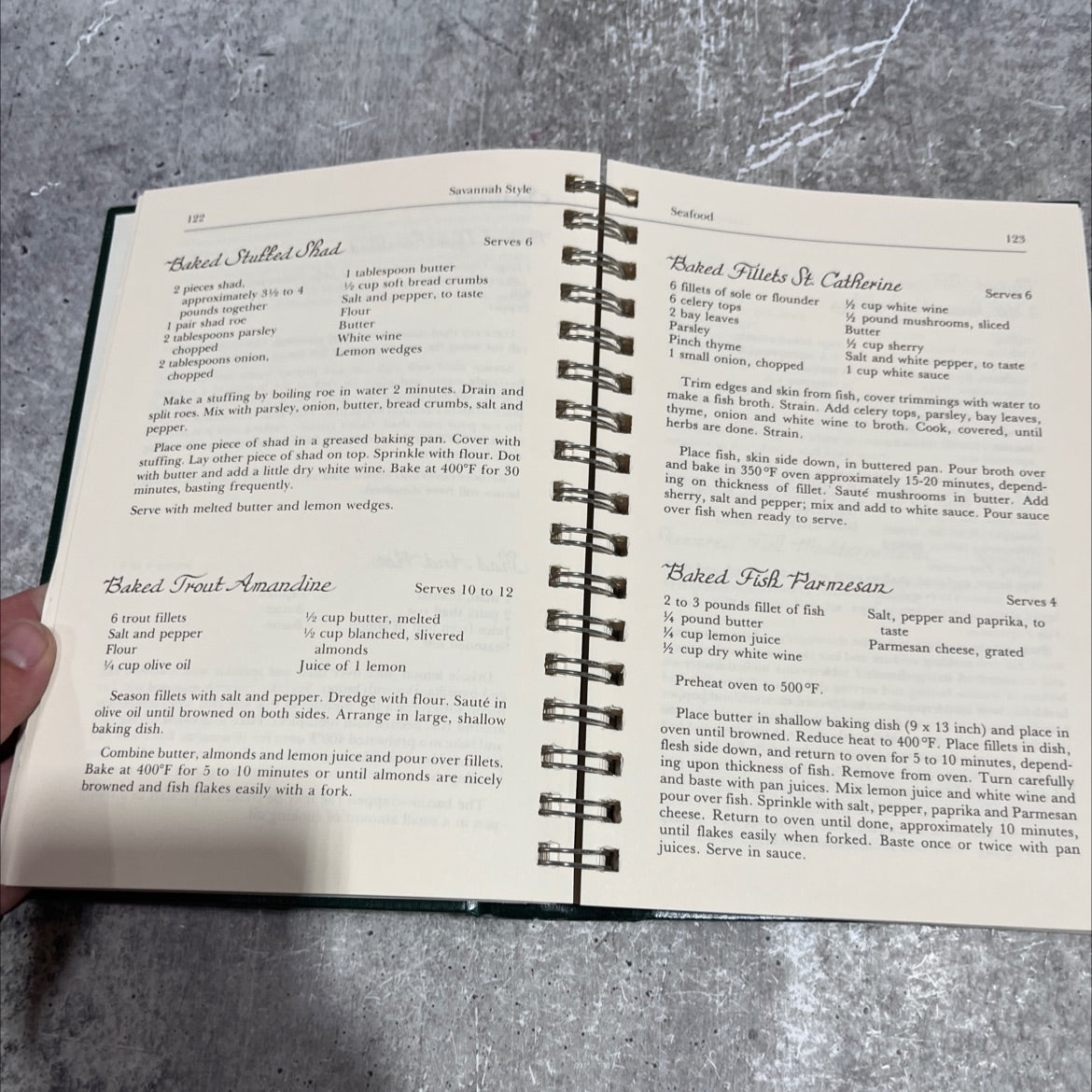 savannah a cookbook book, by the junior league of savannah, inc., 1980 Hardcover image 4