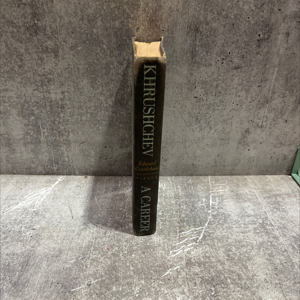 the house of han book, by Edward Crankshaw, 1966 Hardcover image 4