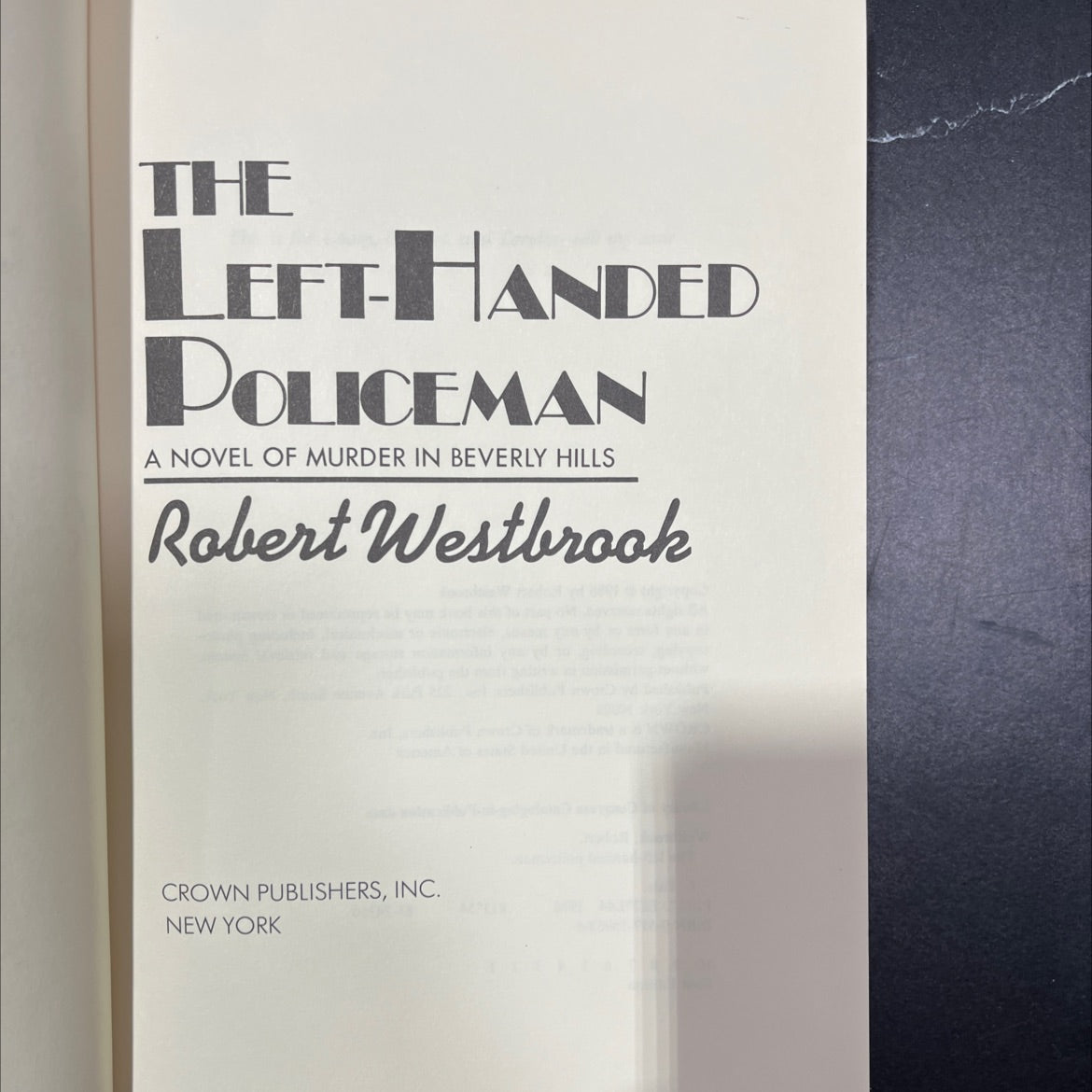 the left-handed policeman book, by Robert Westbrook, 1986 Hardcover, First Edition, Vintage image 2