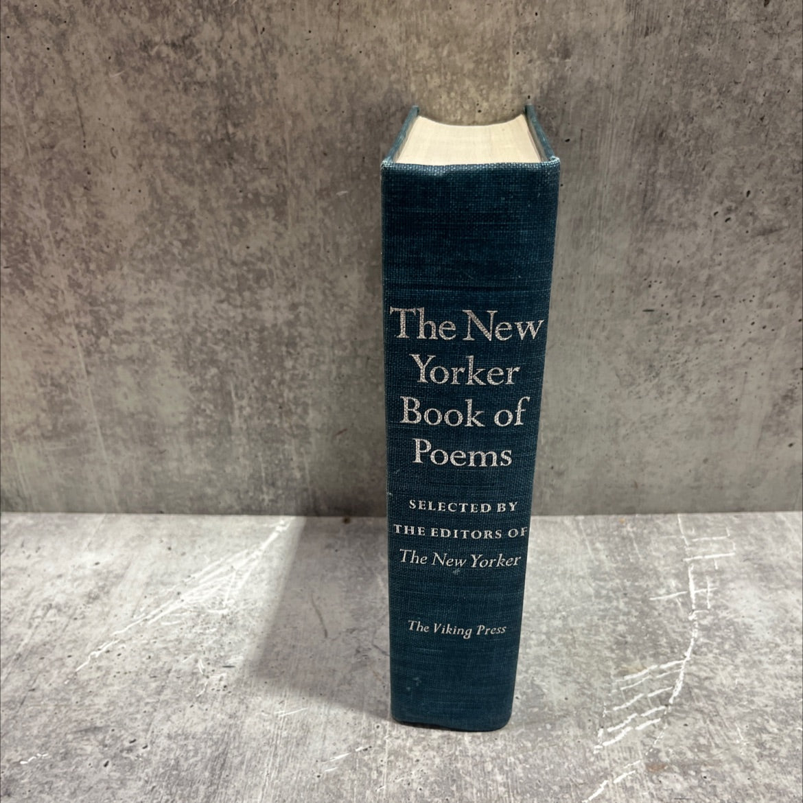 the new yorker book of poems book, by the editors of the new yorker, 1969 Hardcover image 4