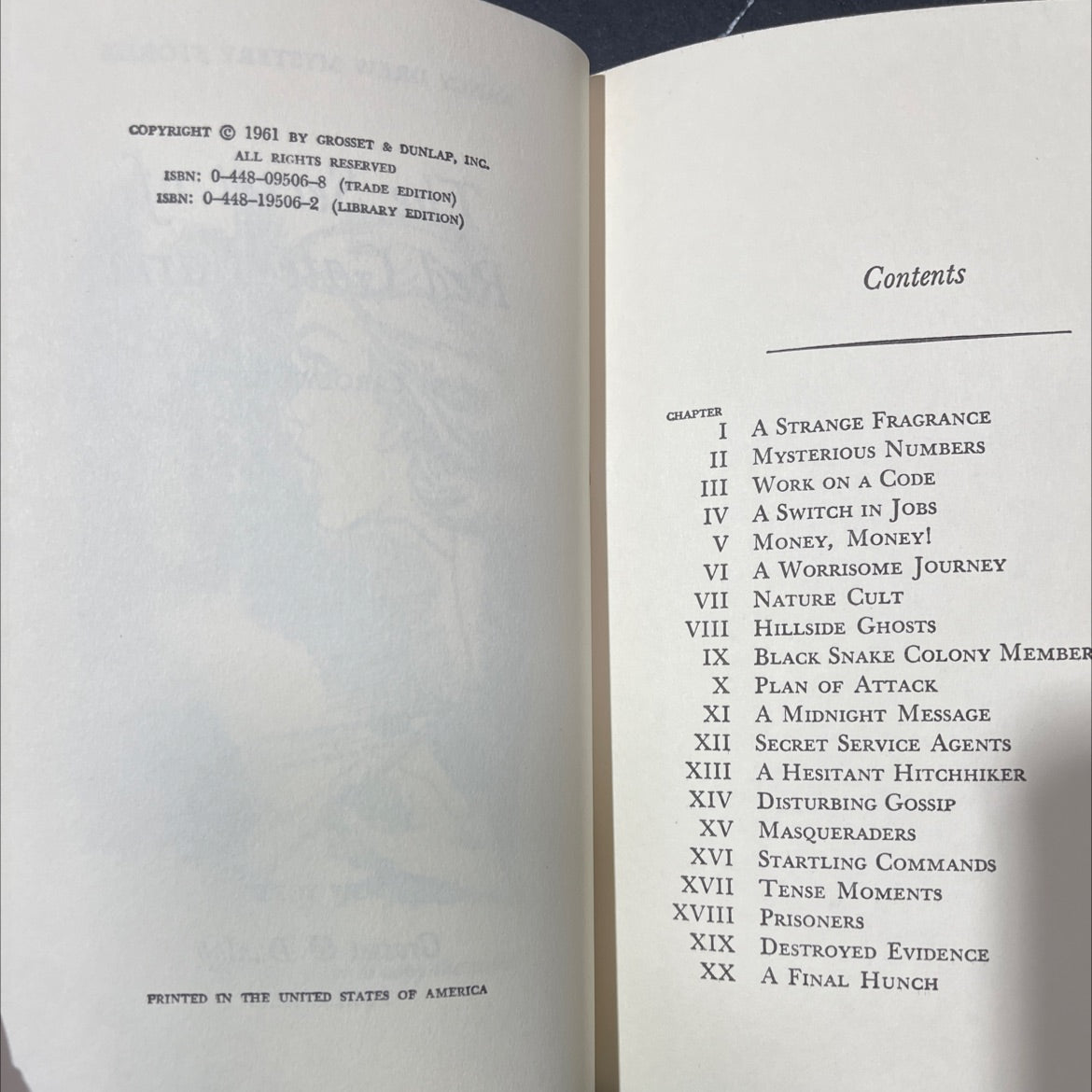 the secret of red gate farm book, by carolyn keene, 1961 Hardcover image 3