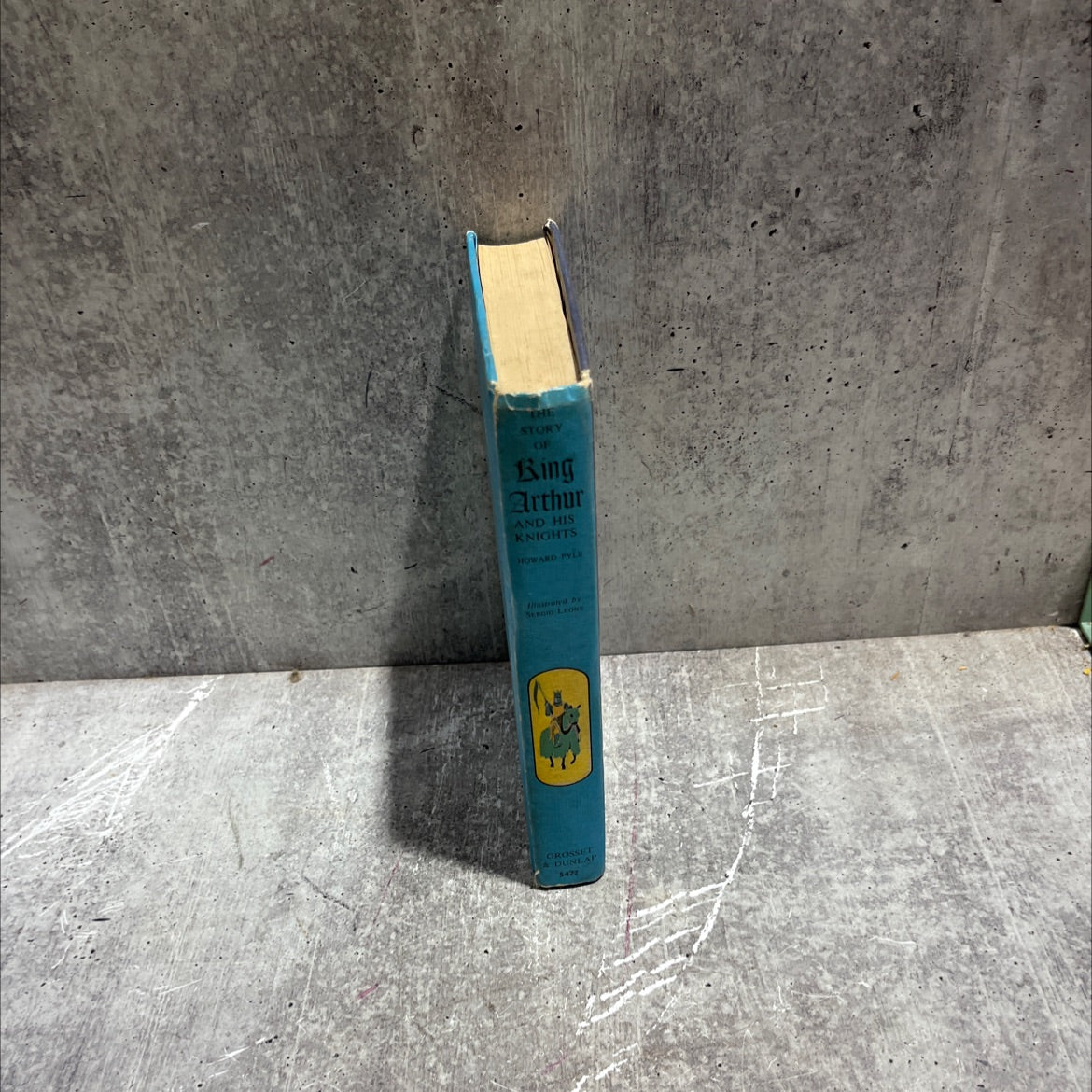 the story of king arthur and his knights book, by howard pyle, 1965 Hardcover image 4