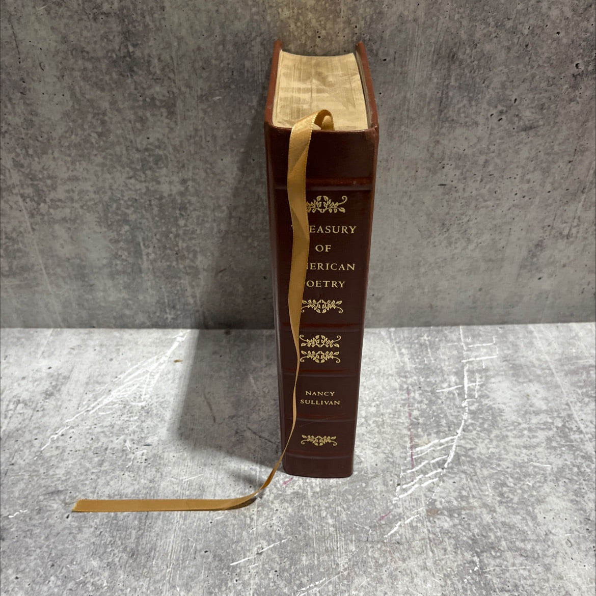 the treasury of american poetry book, by nancy sullivan, 1978 Leather image 4