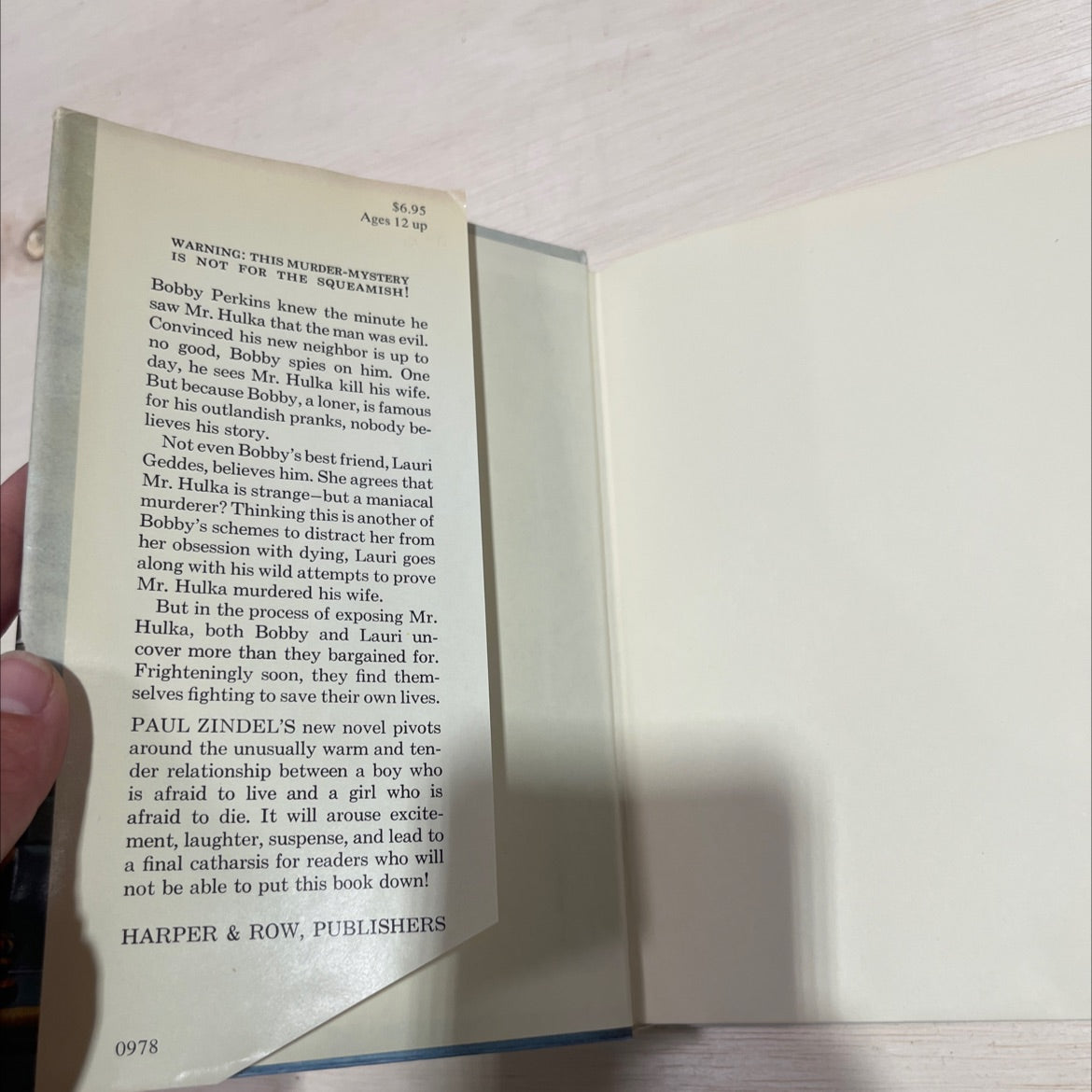 the undertaker's gone bananas book, by Paul Zindel, 1978 Hardcover image 4