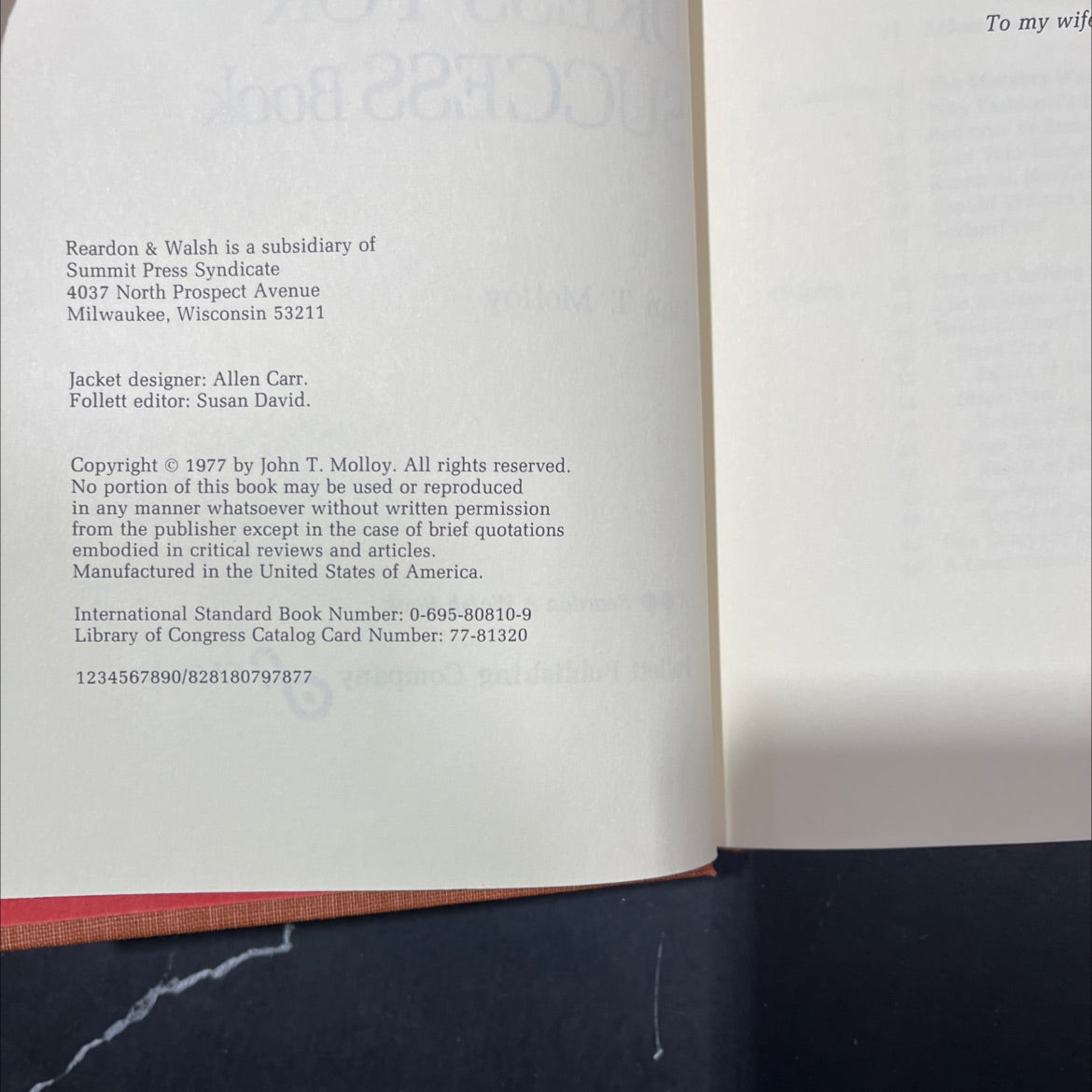 the woman's dress for success book book, by John T. Molloy, 1977 Hardcover image 3