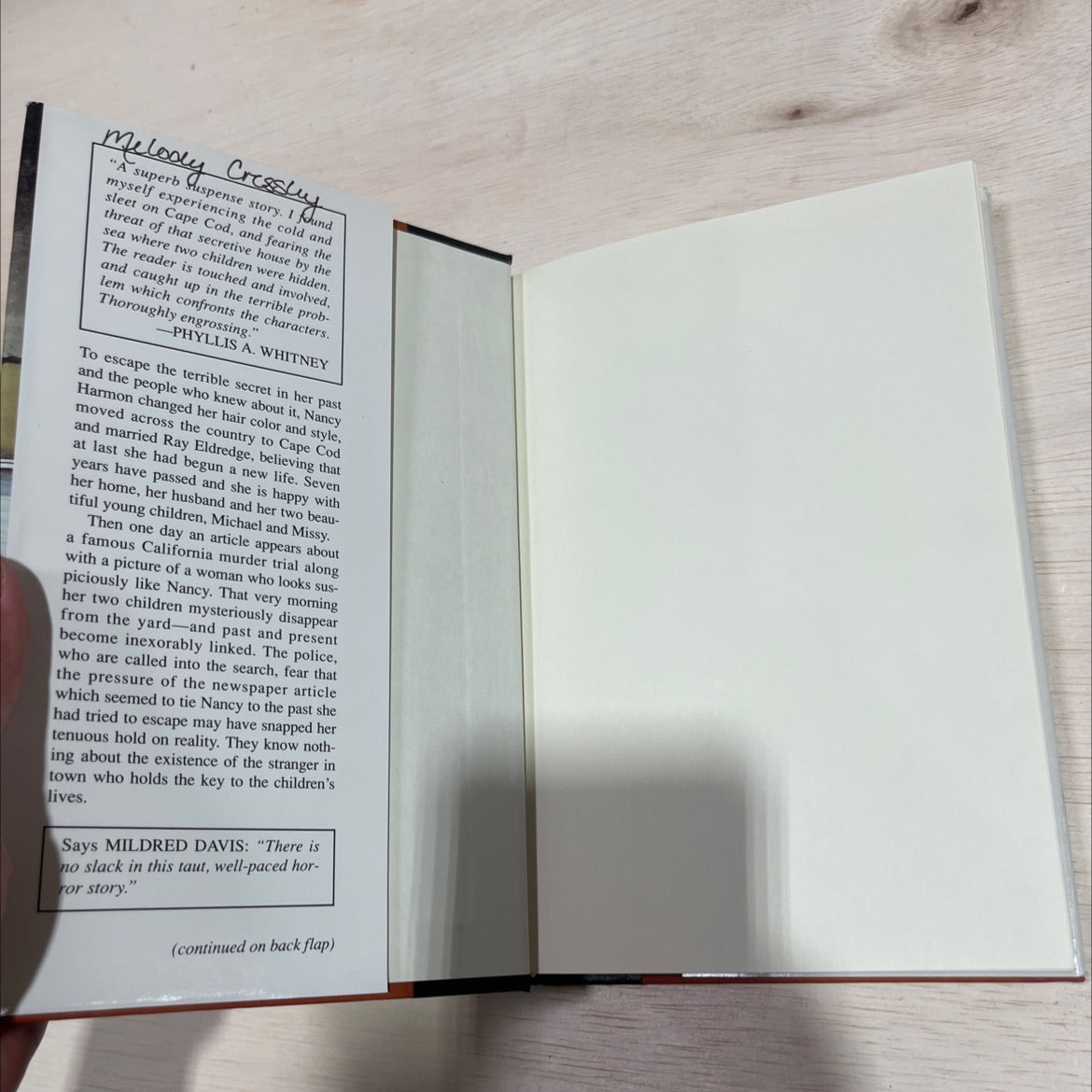 where are the children? book, by mary higgins clark, 1975 Hardcover image 4