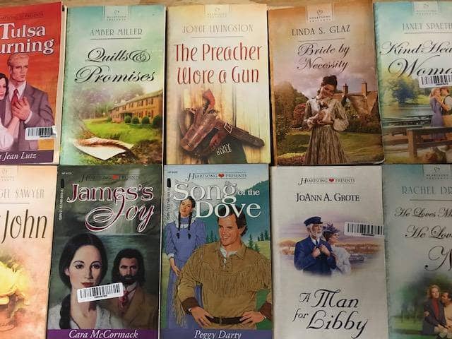 TheBookBundler Bulk Books 10 books / Premium Used Heartsong Presents Inspirational Christian Romance Books