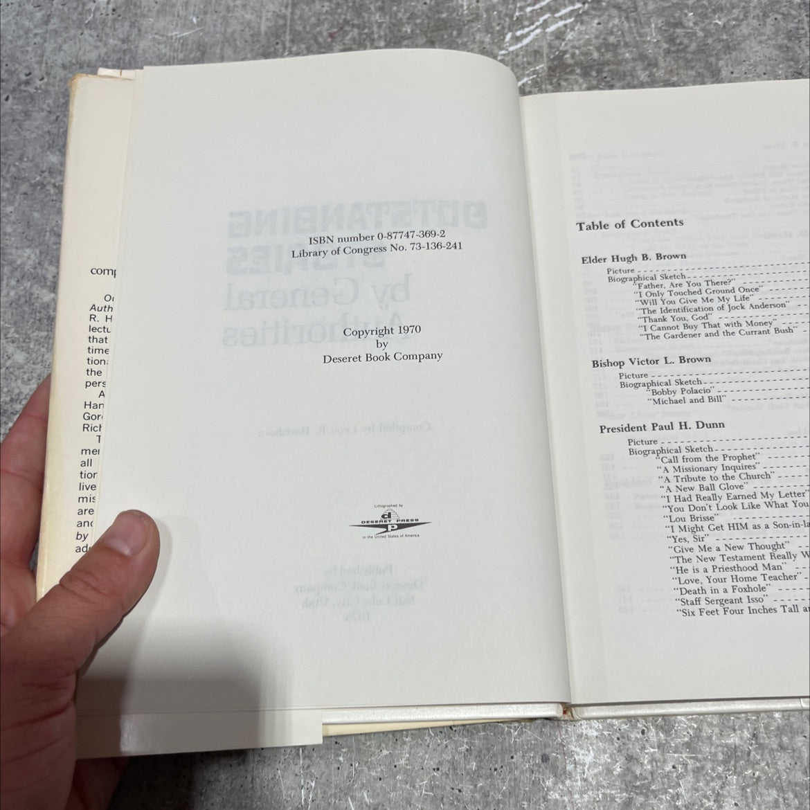 18 outstanding stories book, by Leon R. Hartshorn, 1978 Hardcover image 3