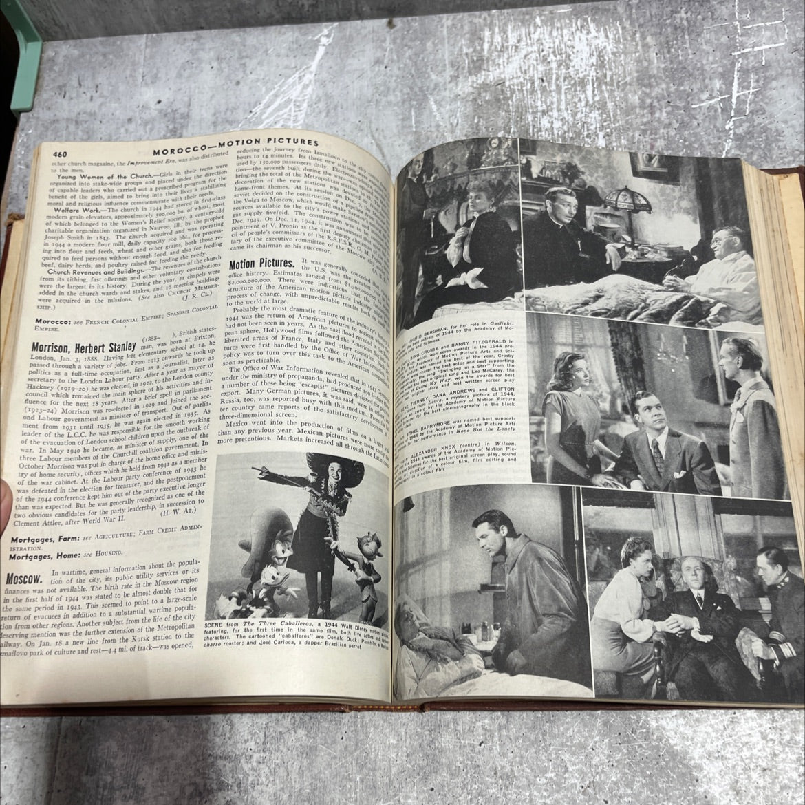 1945 britannica book of the year book, by walter yust, 1945 Hardcover image 4