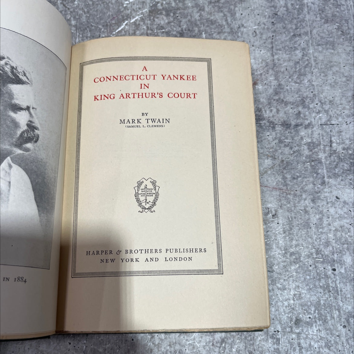 a connecticut yankee in king arthur's court book, by mark twain, 1917 Hardcover image 2