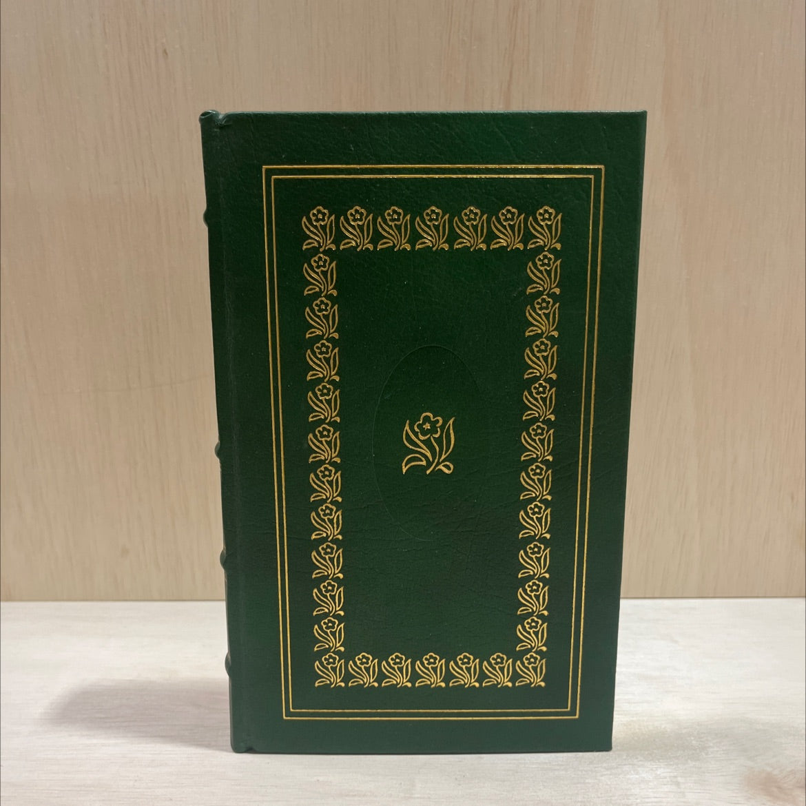 a curtain of green book, by eudora welty, 1983 Leather image 1
