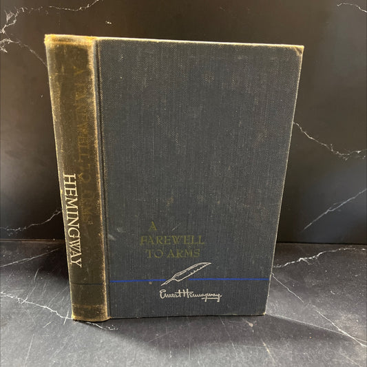 a farewell to arms book, by ernest hemingway, 1957 Hardcover image 1