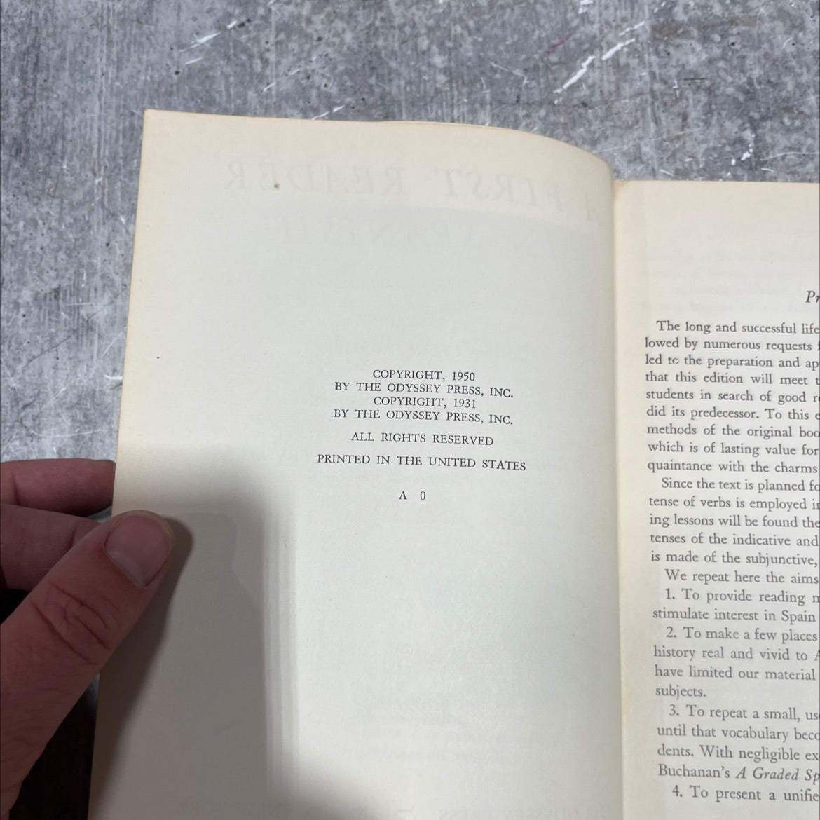 a first reader in spanish revised edition book, by nina lee weisinger, marjorie c. johnston, guillermina medrano, 1950 image 3