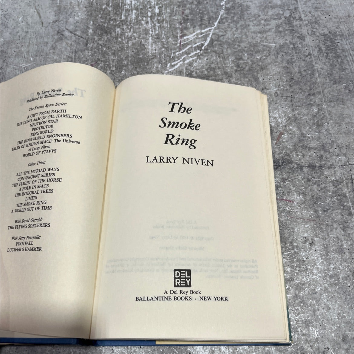 a gift from earth book, by larry niven, 1987 Hardcover image 2