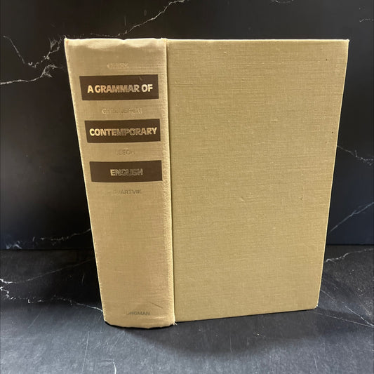 a grammar of mogoj getime suord ramd book, by pref randolph quirk, sidney greenbaum, geoffrey leech, jan svartvik, 1974 image 1