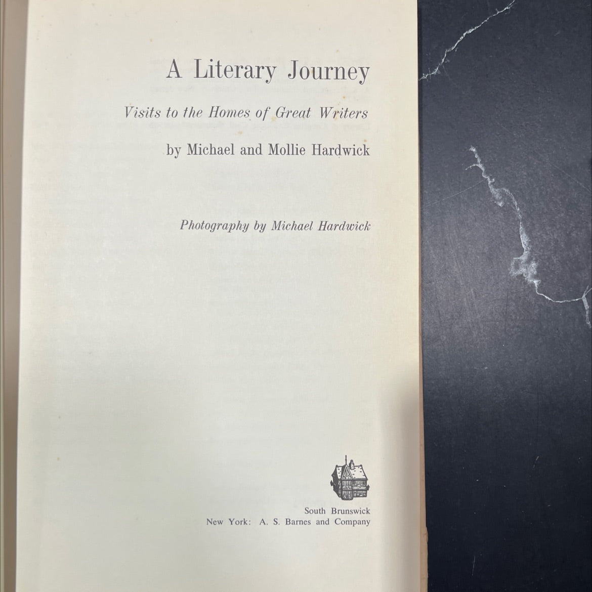 a literary journey visits to the homes of great writers book, by michael and mollie hardwick, 1970 Hardcover image 2