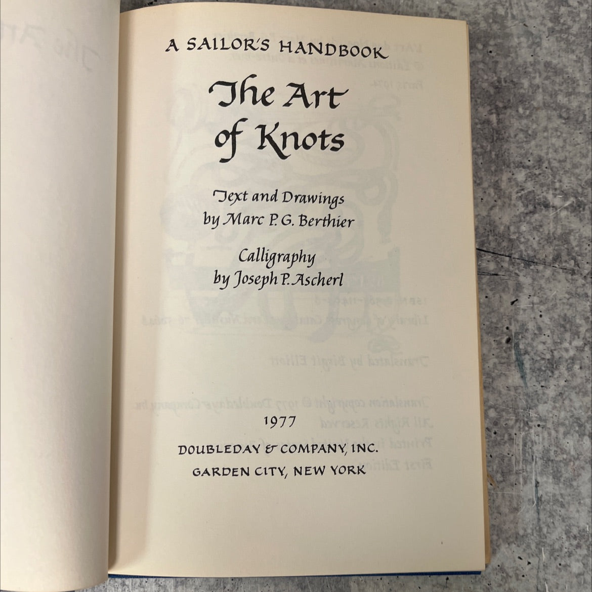 a sailor's handbook the art of knots book, by Marc P. G. Berthier, 1977 Hardcover, Vintage image 2