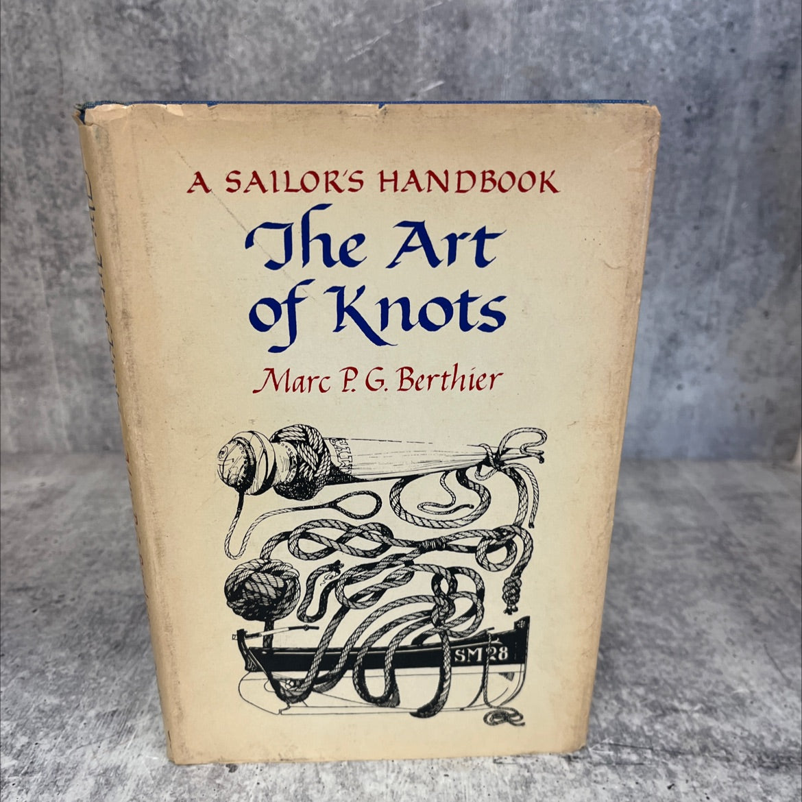 a sailor's handbook the art of knots book, by Marc P. G. Berthier, 1977 Hardcover, Vintage image 1