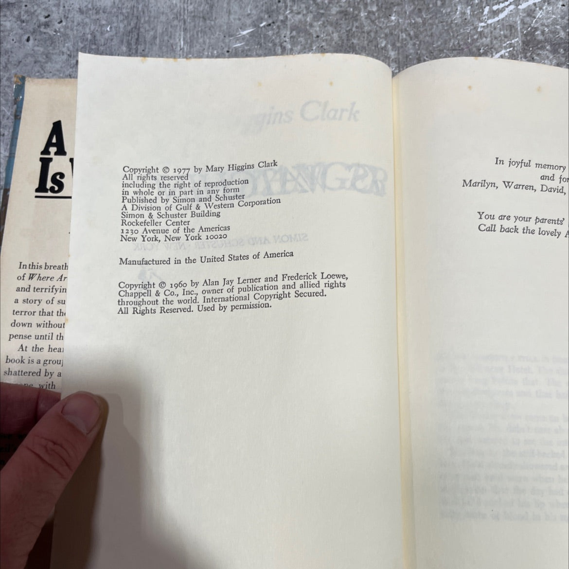 a stranger is watching book, by Mary Higgins Clark, 1977 Hardcover image 3