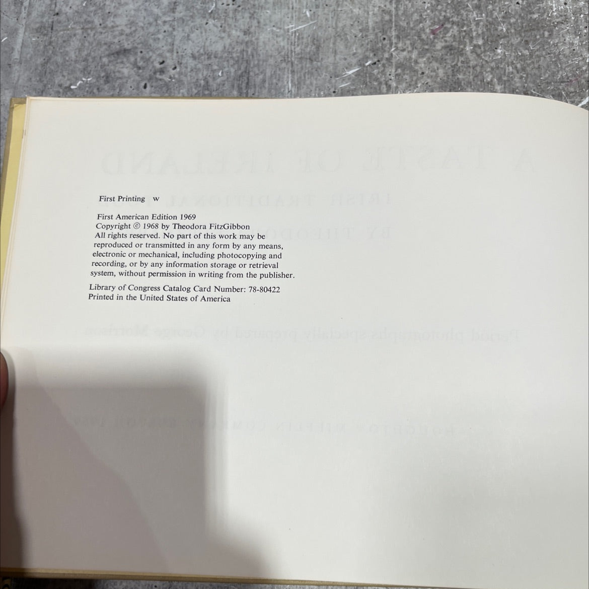 a taste of ireland irish traditional food book, by theodora fitzgibbon, 1969 Hardcover image 3