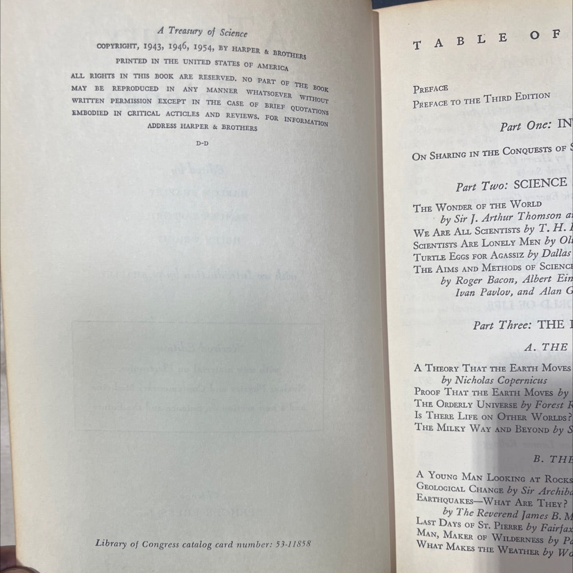 a treasury of science book, by harlow shapley, samuel rapport, helen wright, 1954 Hardcover image 3