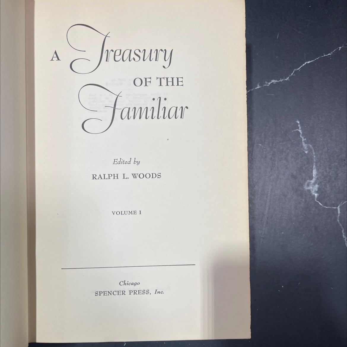 a treasury of the familiar book, by ralph l. woods, 1942 Hardcover image 2