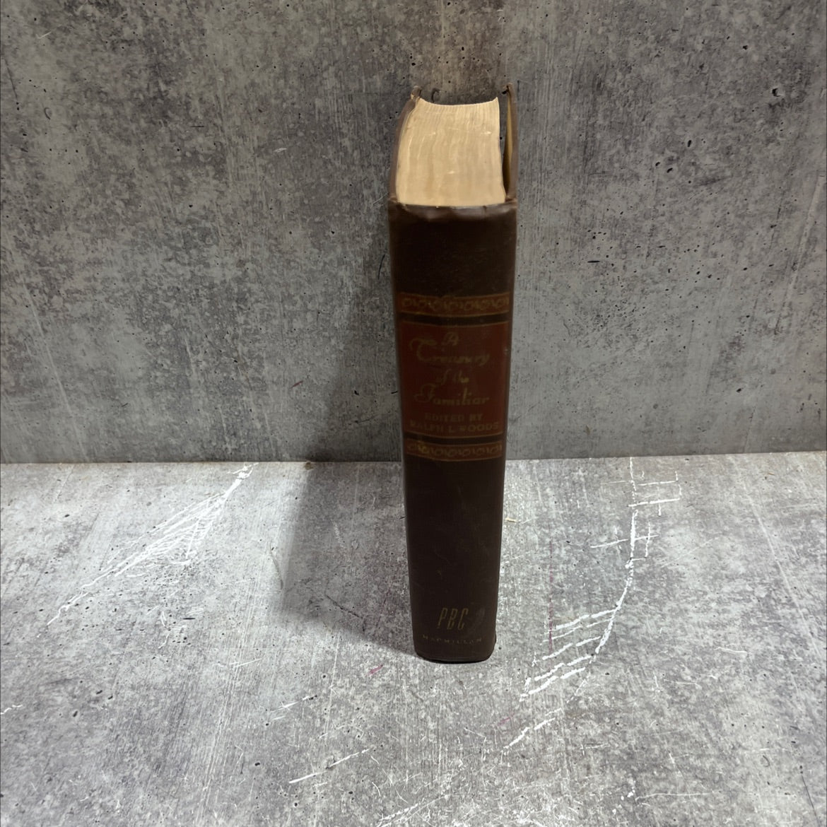 a treasury of the familiar book, by ralph l. woods, 1944 Hardcover image 4